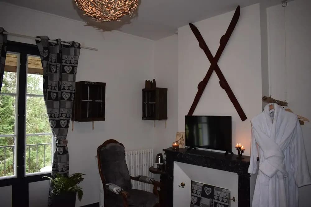 Baccara Lodge - Photo 2