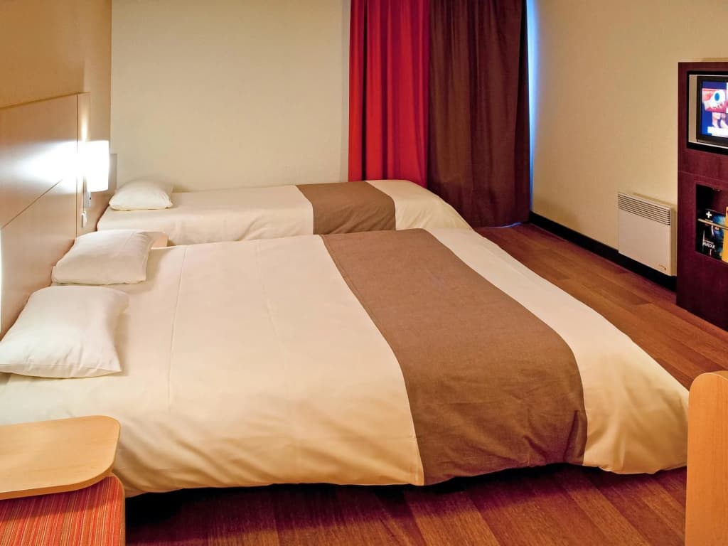 ibis Rennes Beaulieu - Miniature 7
