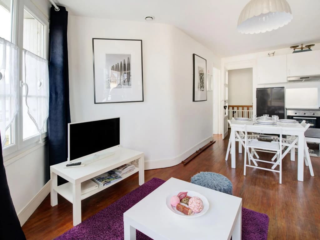Attractive Apartment in Isigny-sur-mer Near Centre - Photo 5