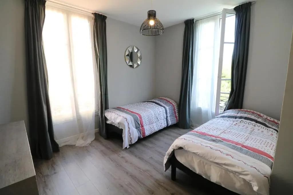 Quality 2 bedroom 9 mins from the Palais 342 - Photo 2