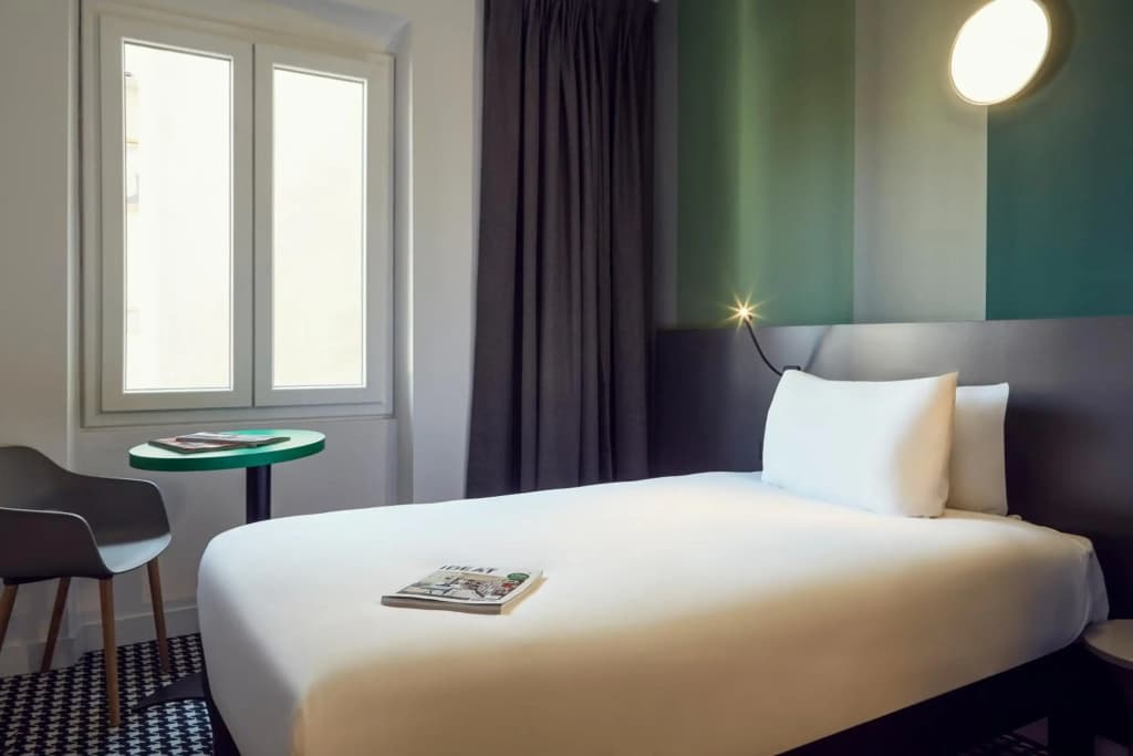 Hôtel Ibis Styles Marseille Vieux Port - Photo 2