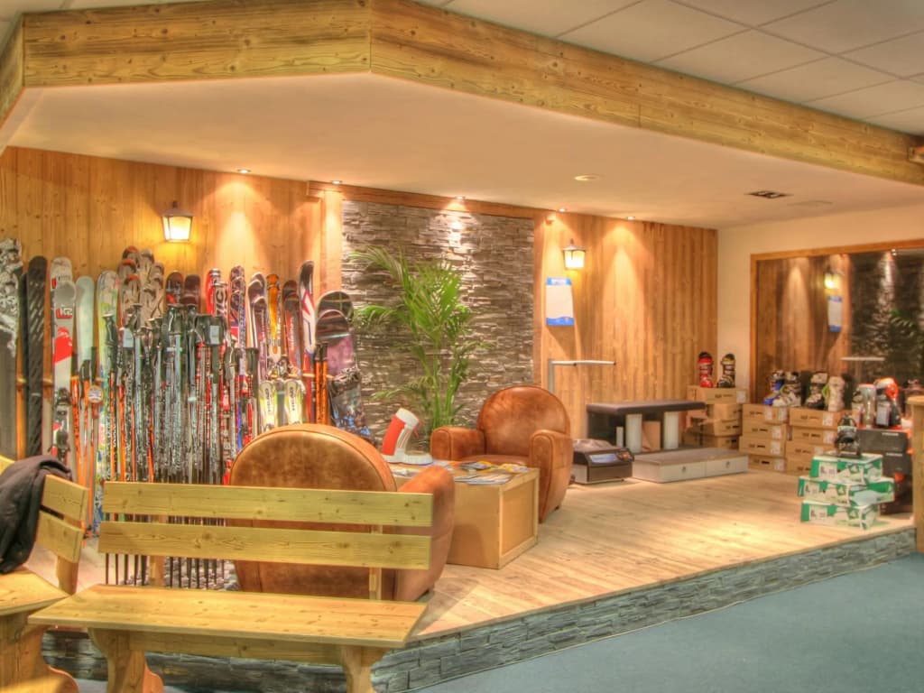 Spacious Apartment in French-italian ski Resort San Bernardo - Photo 2