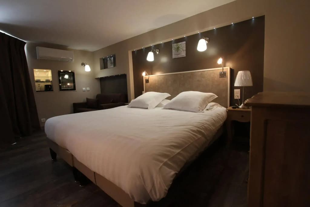 Hotel Van Gogh - Photo 4
