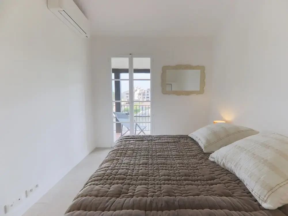 Air-conditioned Apartment Near Beach - Photo 3