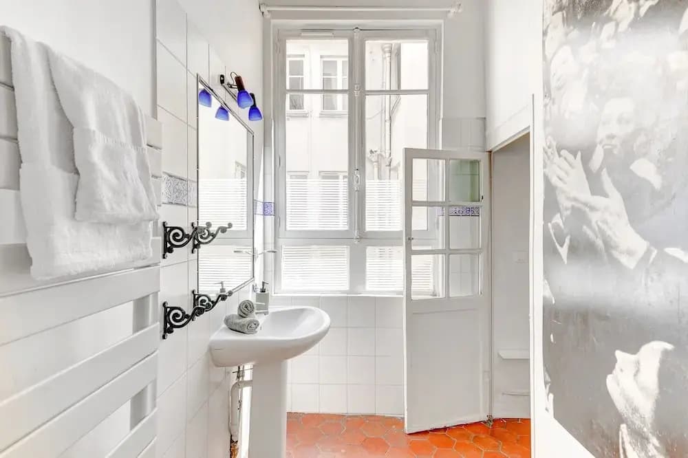 Charming 1BR Near Latin Quarter - Miniature 6