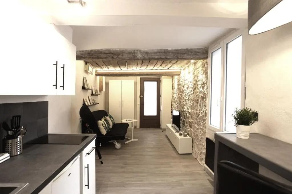 GregBnb-com - T2 Ancien et moderne - PARKING INCLUS - 15min Gare - Photo 4