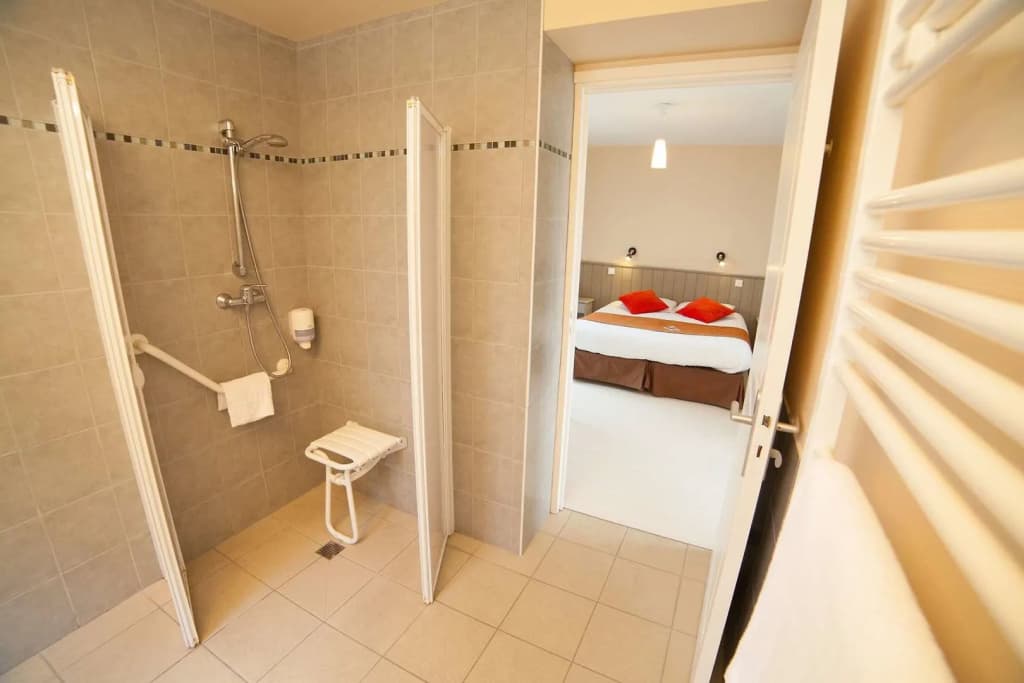 BRIT HOTEL Lannion vers Perros-Guirec - Miniature 8
