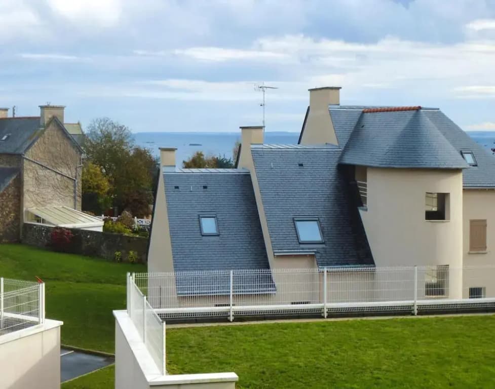 House in St. Quay Near Gr34 and Beaches - Photo 1
