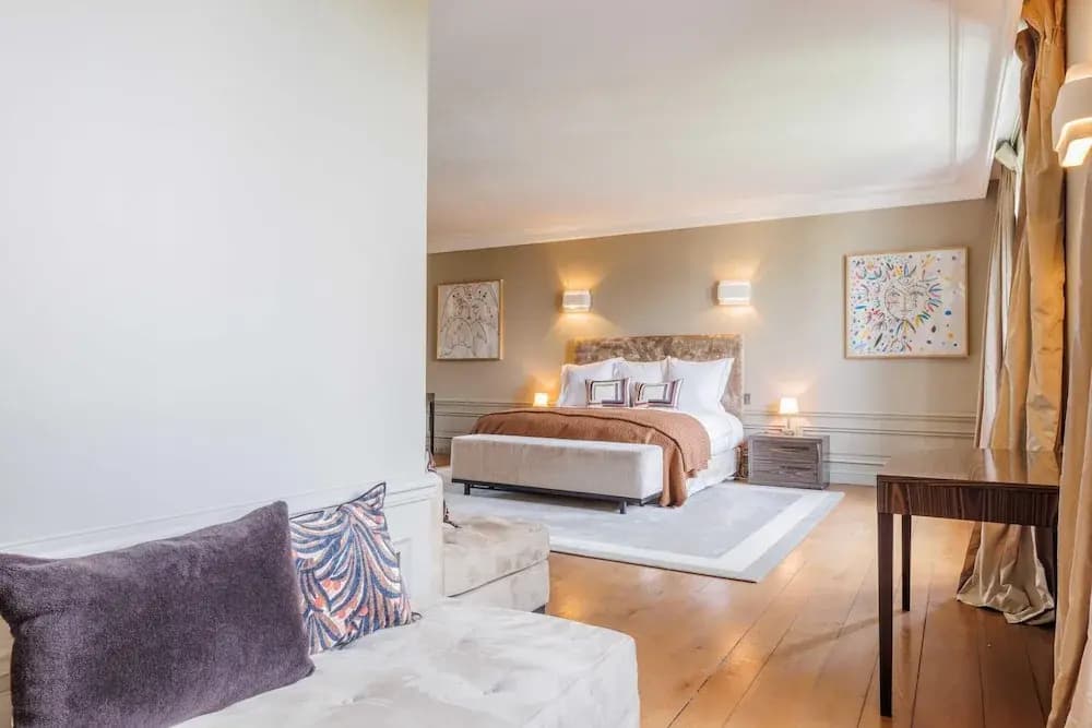 Luxury Mansion With Garden in Heart of Neuilly - Photo 4