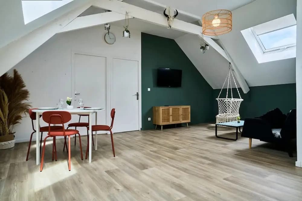 En d Placement 10 les Combles Wifi Gratuit - Photo 2