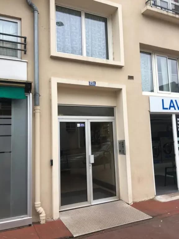 F2 en centre ville de LIMOGES - Photo 1