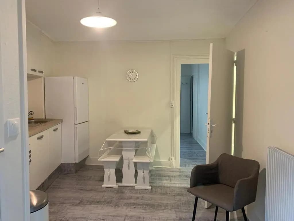 Appartement 4 personnes, 1 chambre, terrasse, Wifi, proche du centre - Photo 5