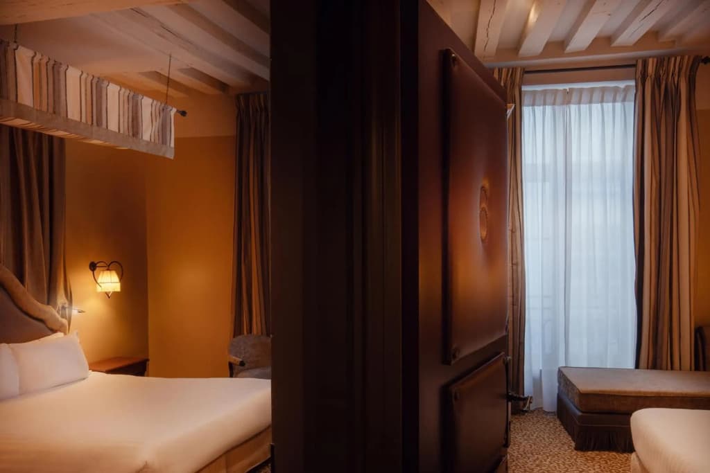 Hotel Odéon Saint Germain - Miniature 6