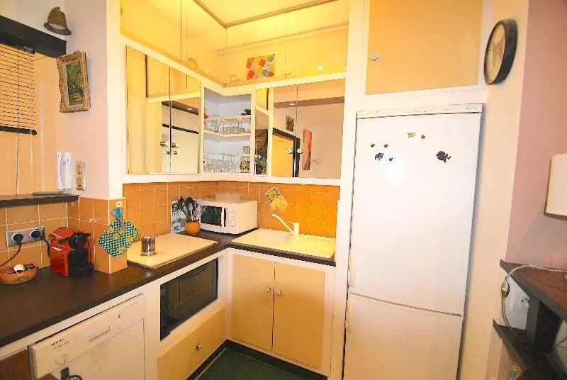 Levon Accommodation - Miniature 6
