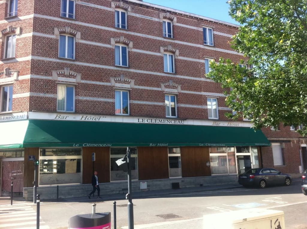 Hôtel le Clémenceau - Photo 1