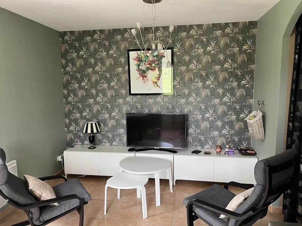 Chic Apartment in Segonzac With Swimming Pool - Photo 3