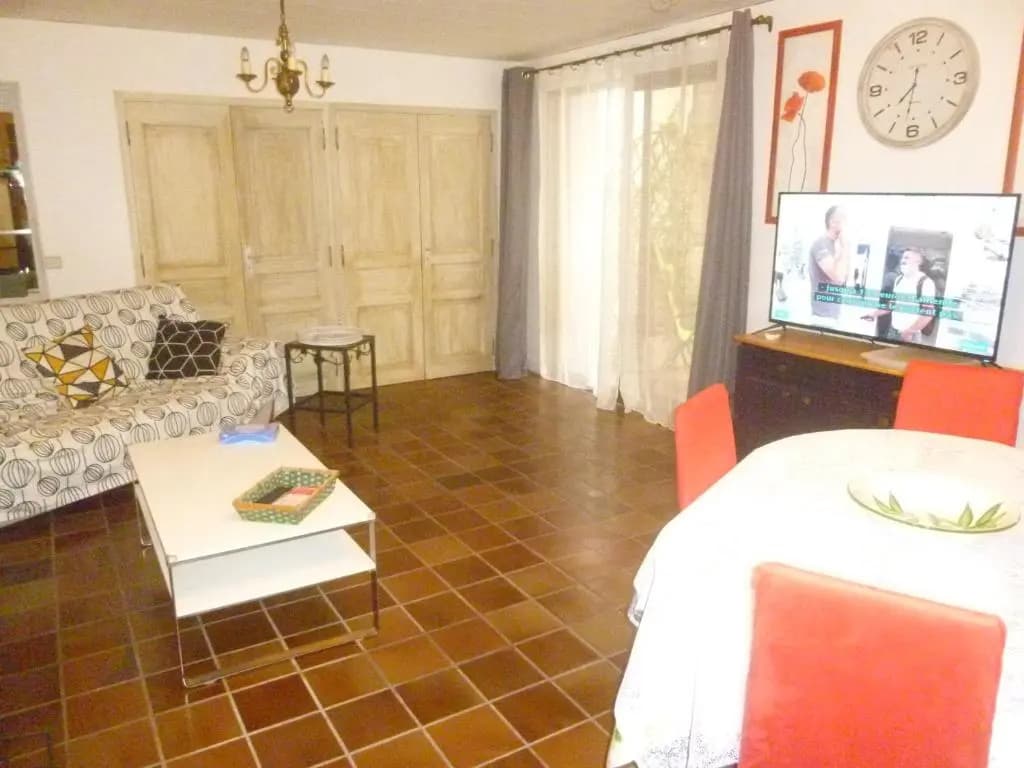 SANARY - Zone piétonne - GARAGE - CLIM - 2 chambres 4 à 6 personnes - WIFI - Photo 5