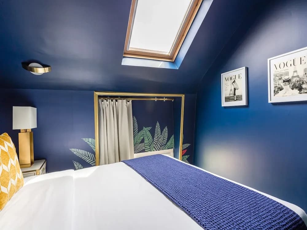 Luxury 2 Bedroom Duplex - Beautiful Monument View - Miniature 6