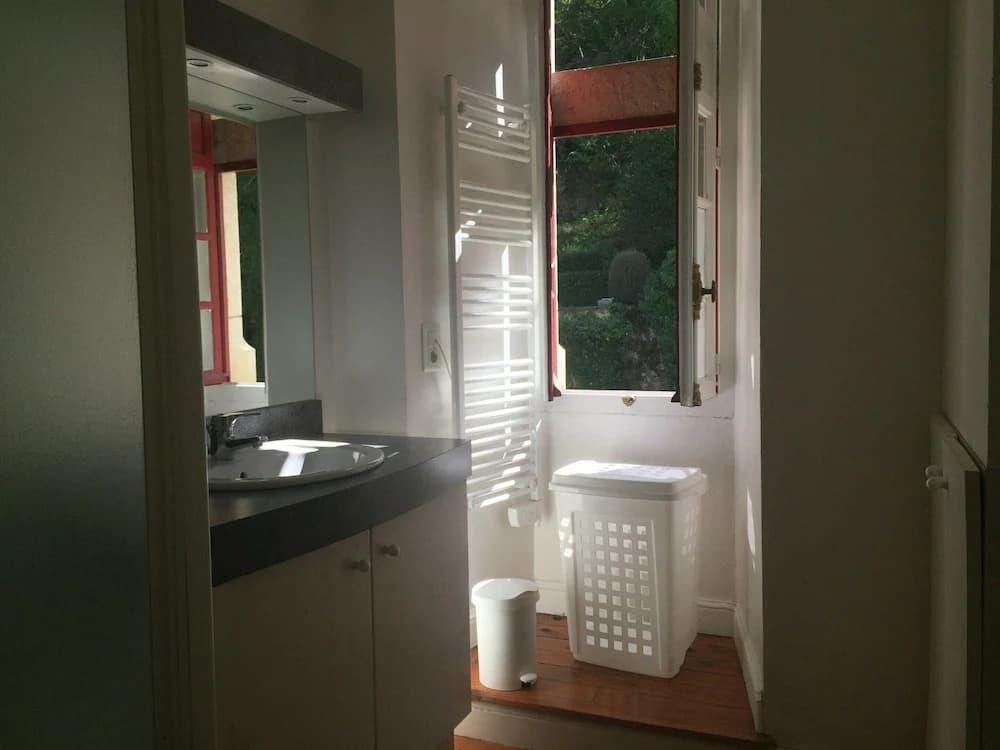 Apartment in Serrieres With Alps View Pool - Photo 4