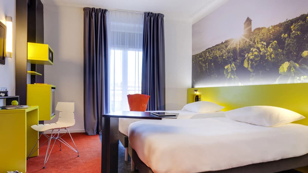 ibis Styles Nantes Centre Gare - Photo 2