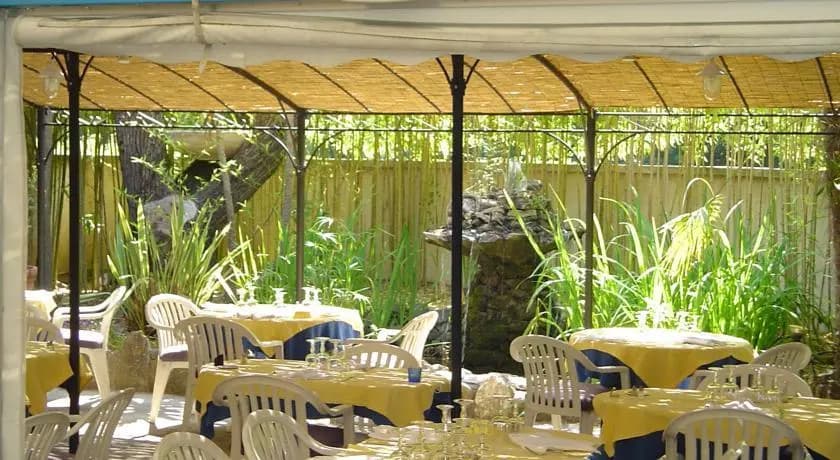 L’Auberge des Pins - Photo 3