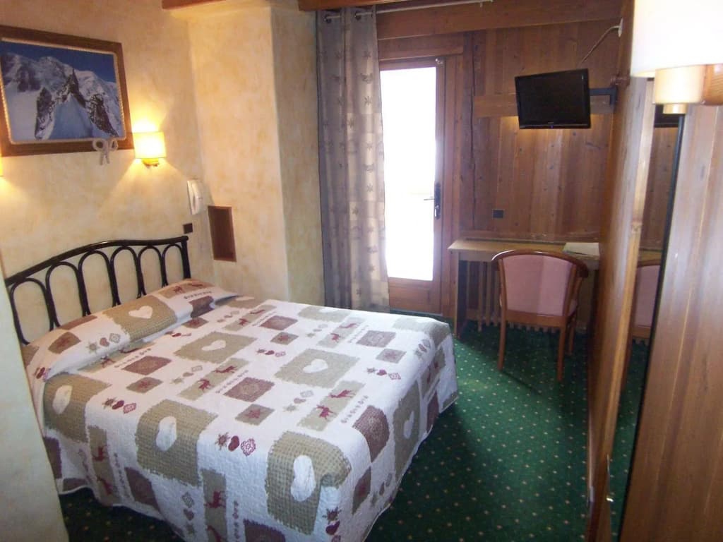 Les Bernards - Photo 2