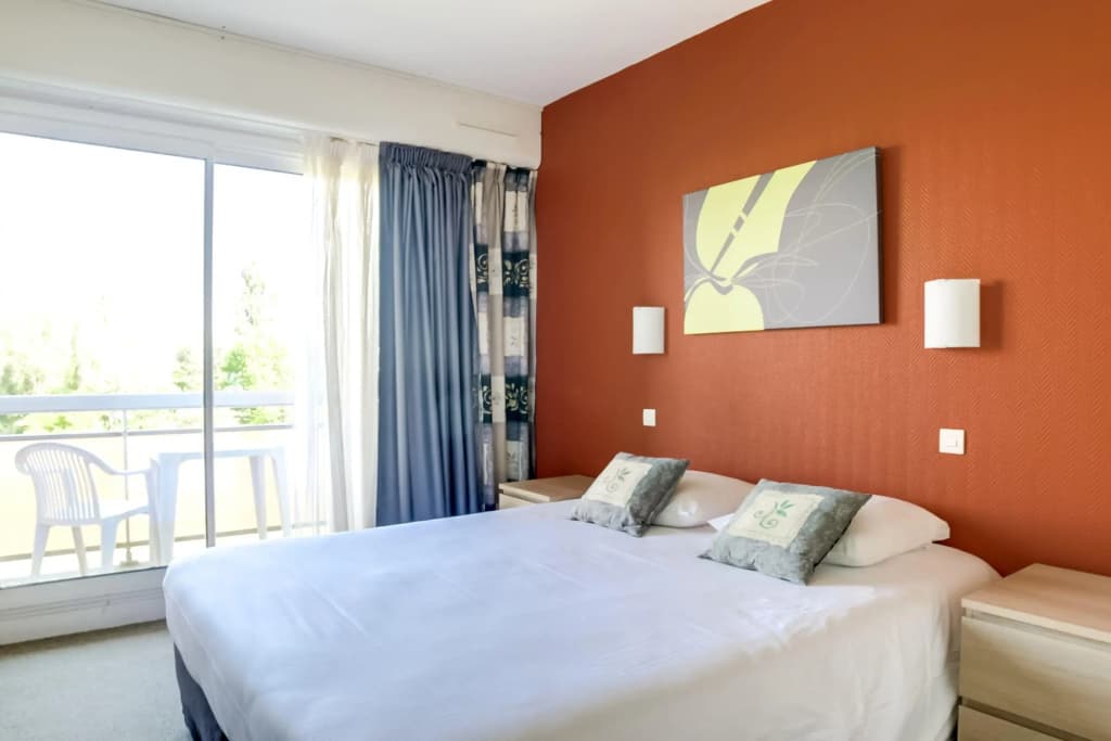 Brit Hotel Le Parc Vichy - Photo 4