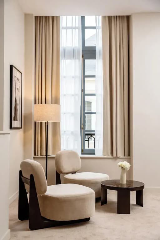 Hotel Royal Beaulaincourt - Photo 3