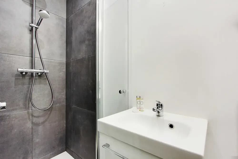 Modern Apartment - 1br/4p - Roquette - Miniature 6