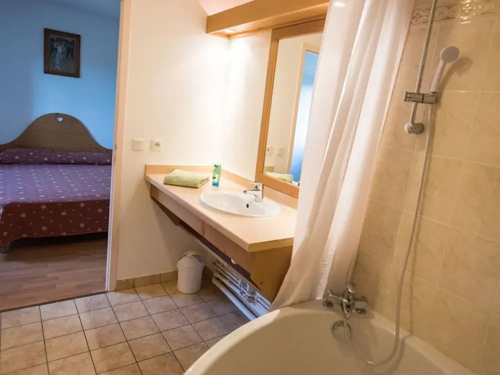Savoy Style Mountain Stay - Photo 3