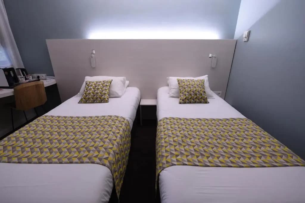 Kyriad Annecy Nord - Epagny	Hotel - Photo 5