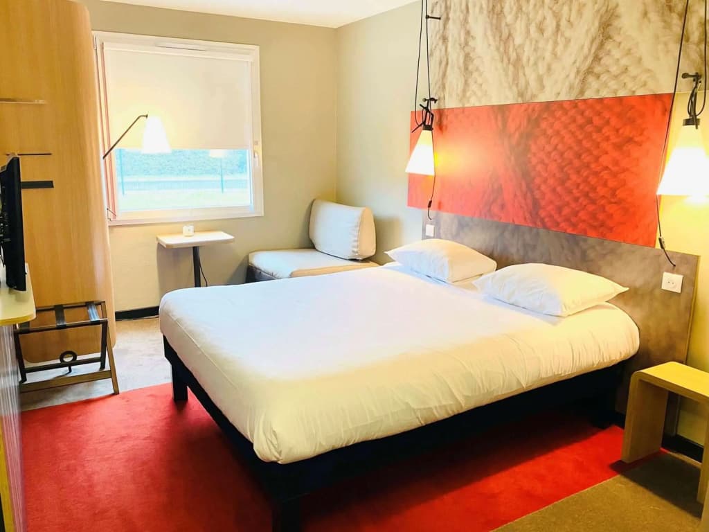 Ibis Budget Caen Porte De Bretagne - Photo 3