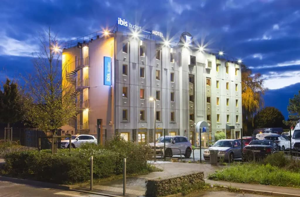 ibis budget Chilly Mazarin Les Champarts - Photo 1