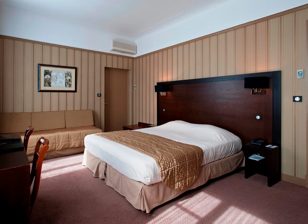 Le Grand Hotel Tours - Photo 5