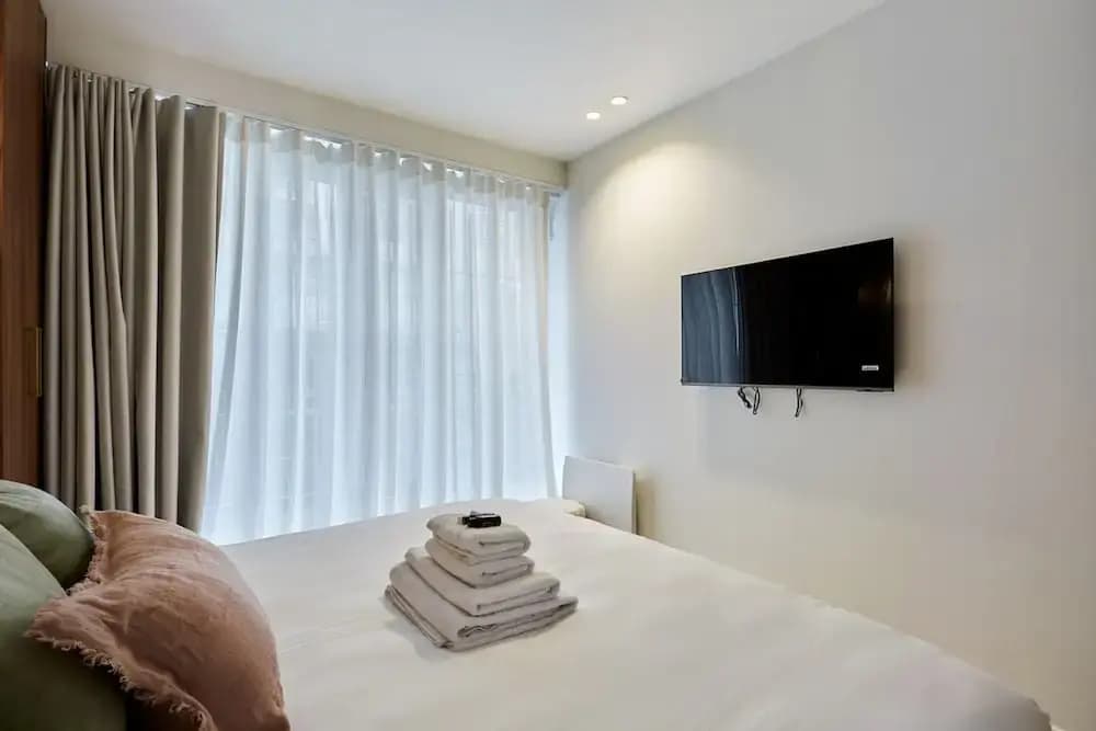 Magnificent Apartment With AC - Center of Paris - Photo 5