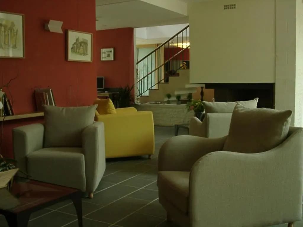 Hôtel Les Esclargies - Photo 2