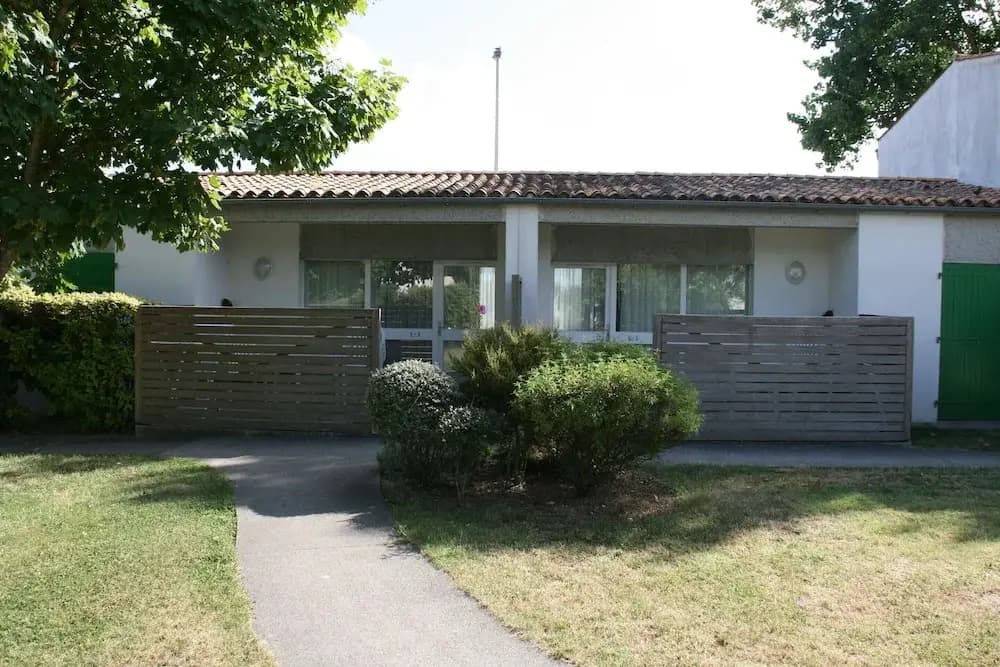 Apartment in Ars-en-re Near Bird Sanctuary - Miniature 7