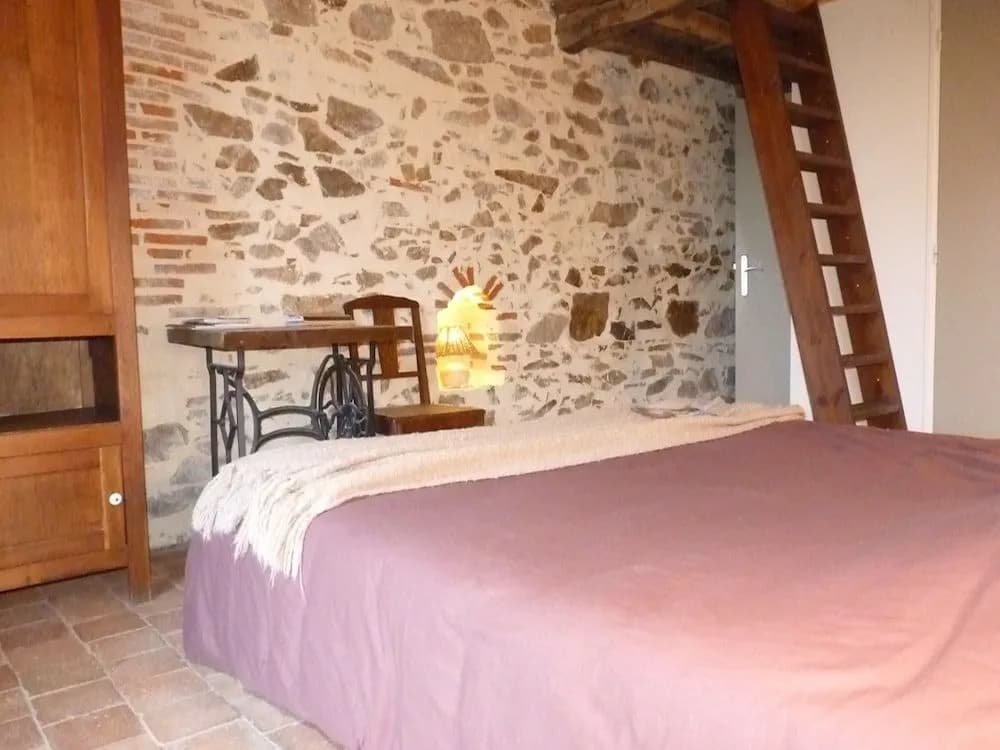 Chambres d'hôtes Le Chateau Rouge - Photo 3