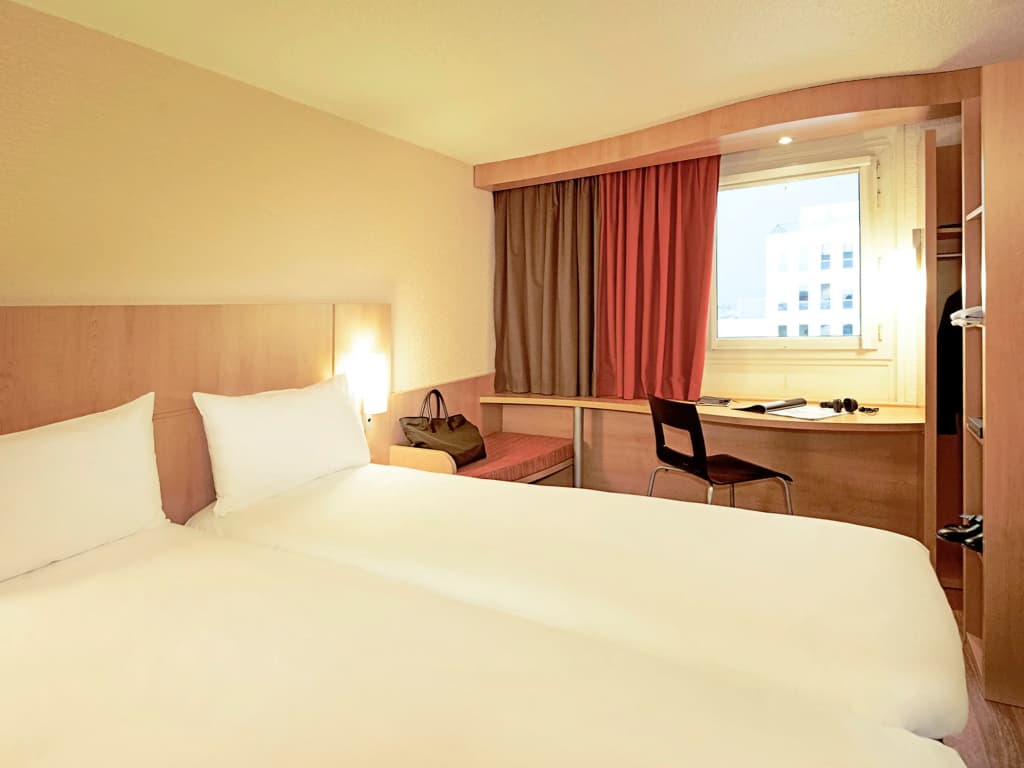 ibis Dijon Gare - Photo 2