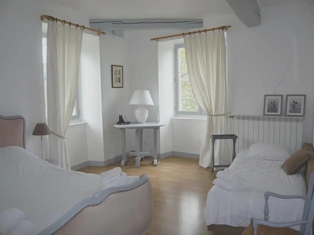 Mansion With 15 Bedrooms in Satillieu, With Wonderful Mountain View, Private Pool, Enclosed Garden - Photo 5
