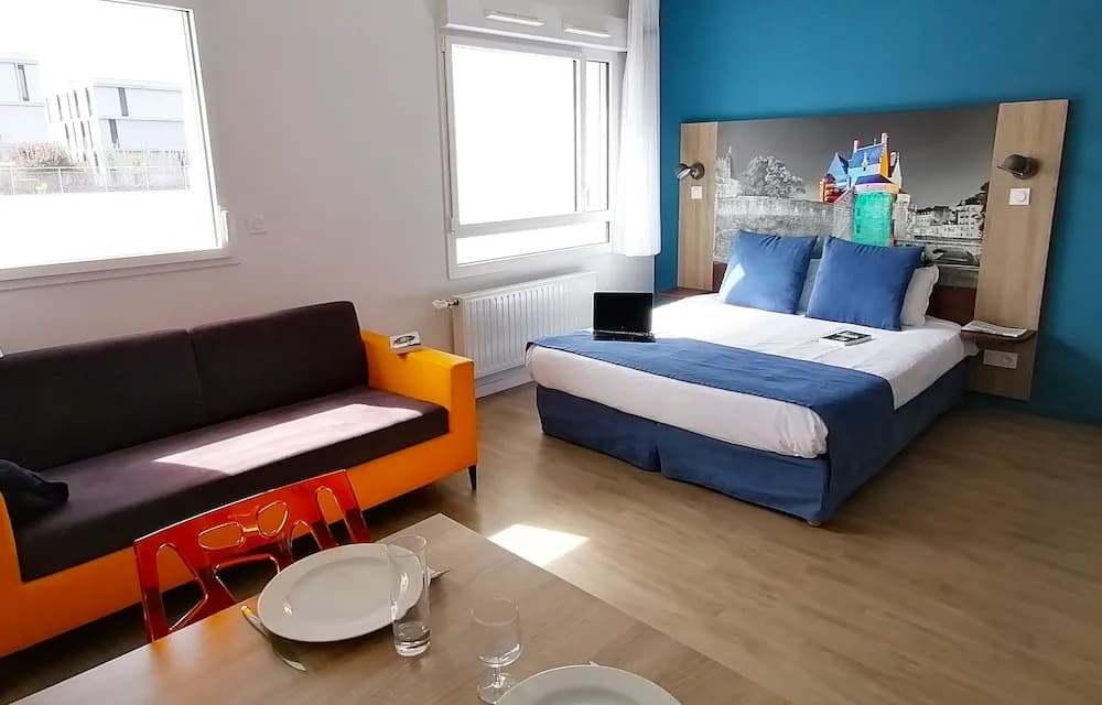 Appart-Hotel Mer & Golf City Ile de Nantes - Photo 4