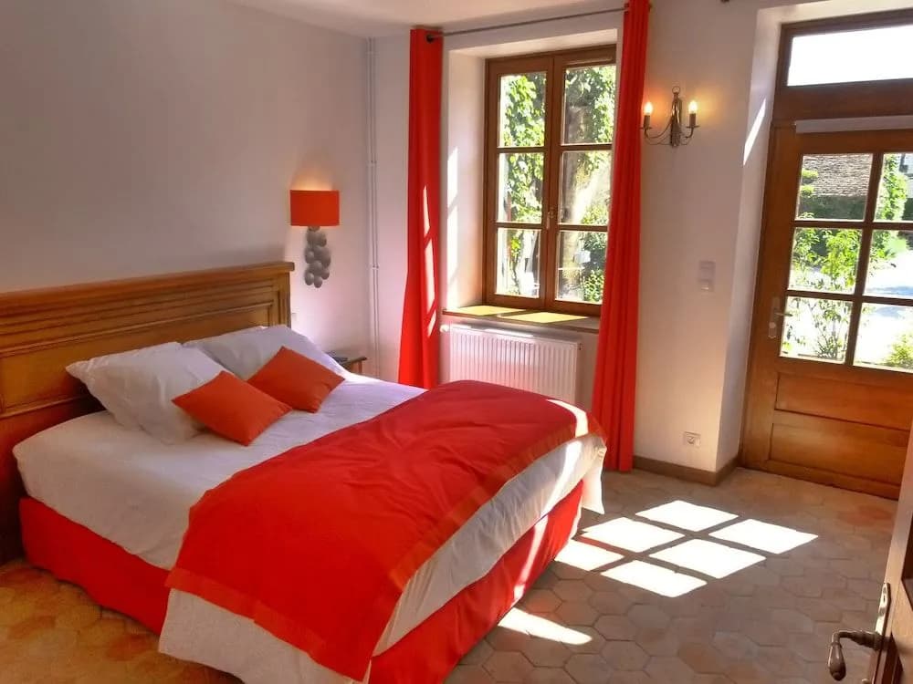Serenity Guesthouse - Photo 2