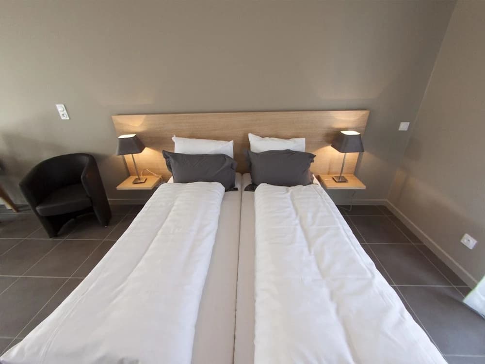 Maison d’hôtes Sainte Hune appartements et chambres - Photo 2