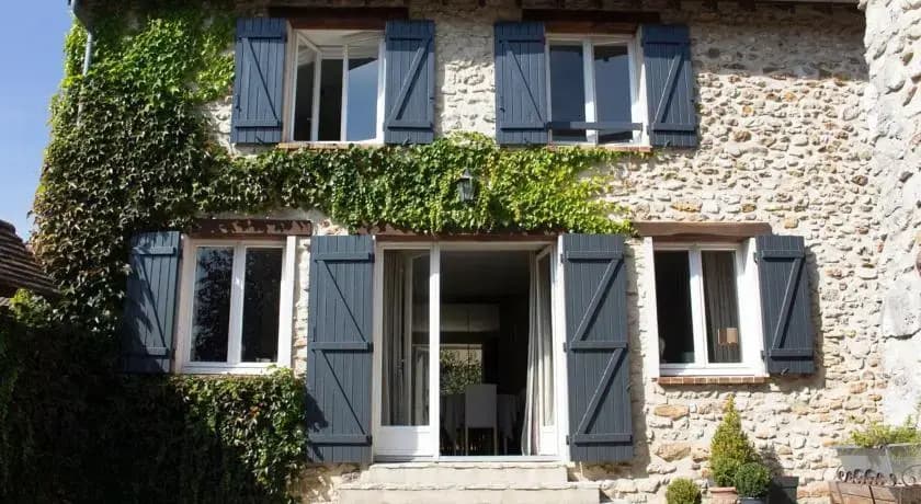La Luciole - Photo 1