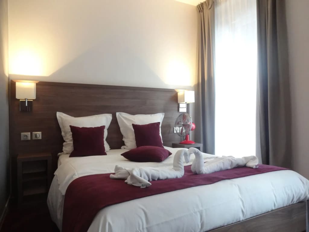 Hotel La Perle Montparnasse - Photo 4