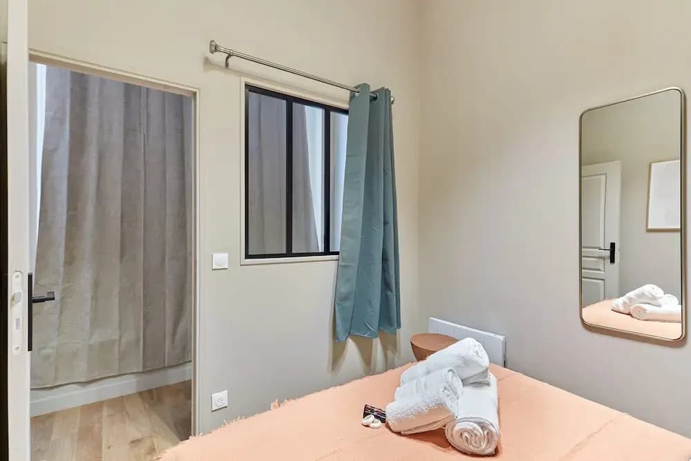 Charming Apartment 2 Bedrooms Centrer of Paris - Photo 5