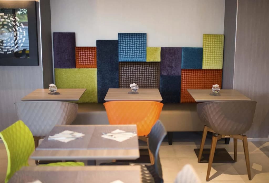 ibis Styles Saint-Quentin - Miniature 6