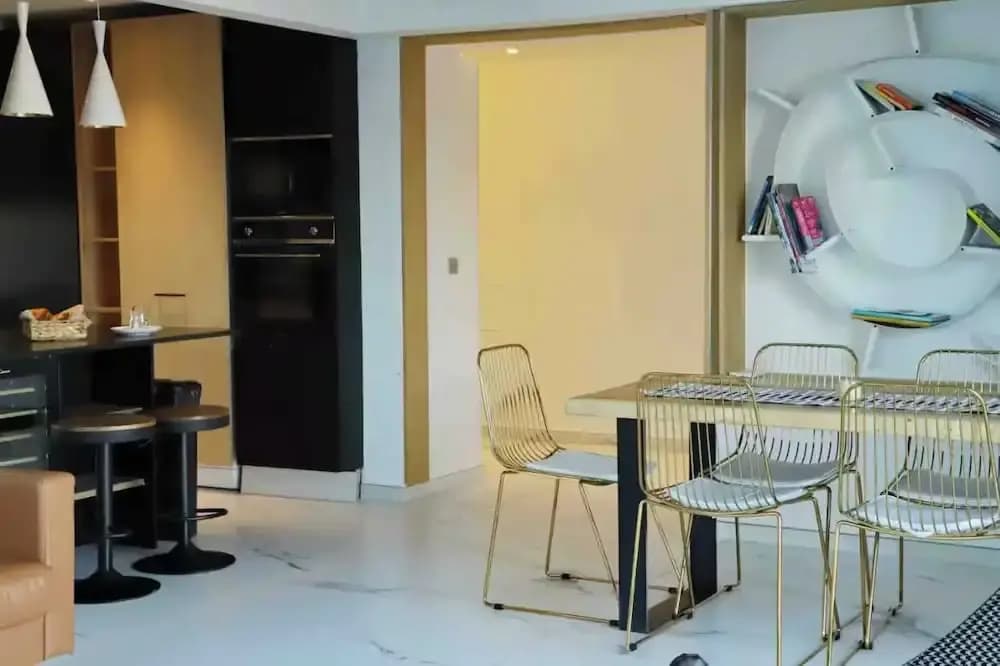 Modern Apartment - 3br- 6P - Palm Beah - Miniature 6