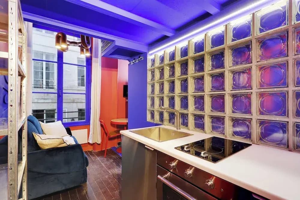 Cosy, Colourful Studio for 2 - Heart of "marais" - Miniature 7