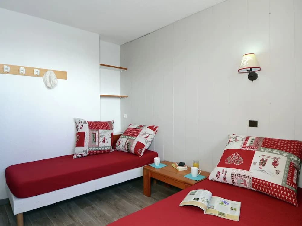 Apartment by Table Verte Lift - Photo 3
